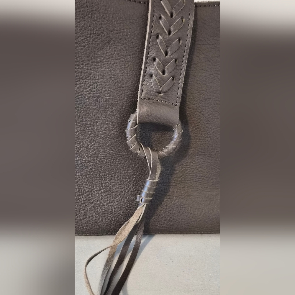 Montana West Coffee Whipstitch Conceal Carry Purse - Picture 5 of 9